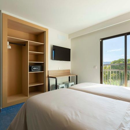 The Blue Apartments - Adults Only San Antonio Abad Exterior foto