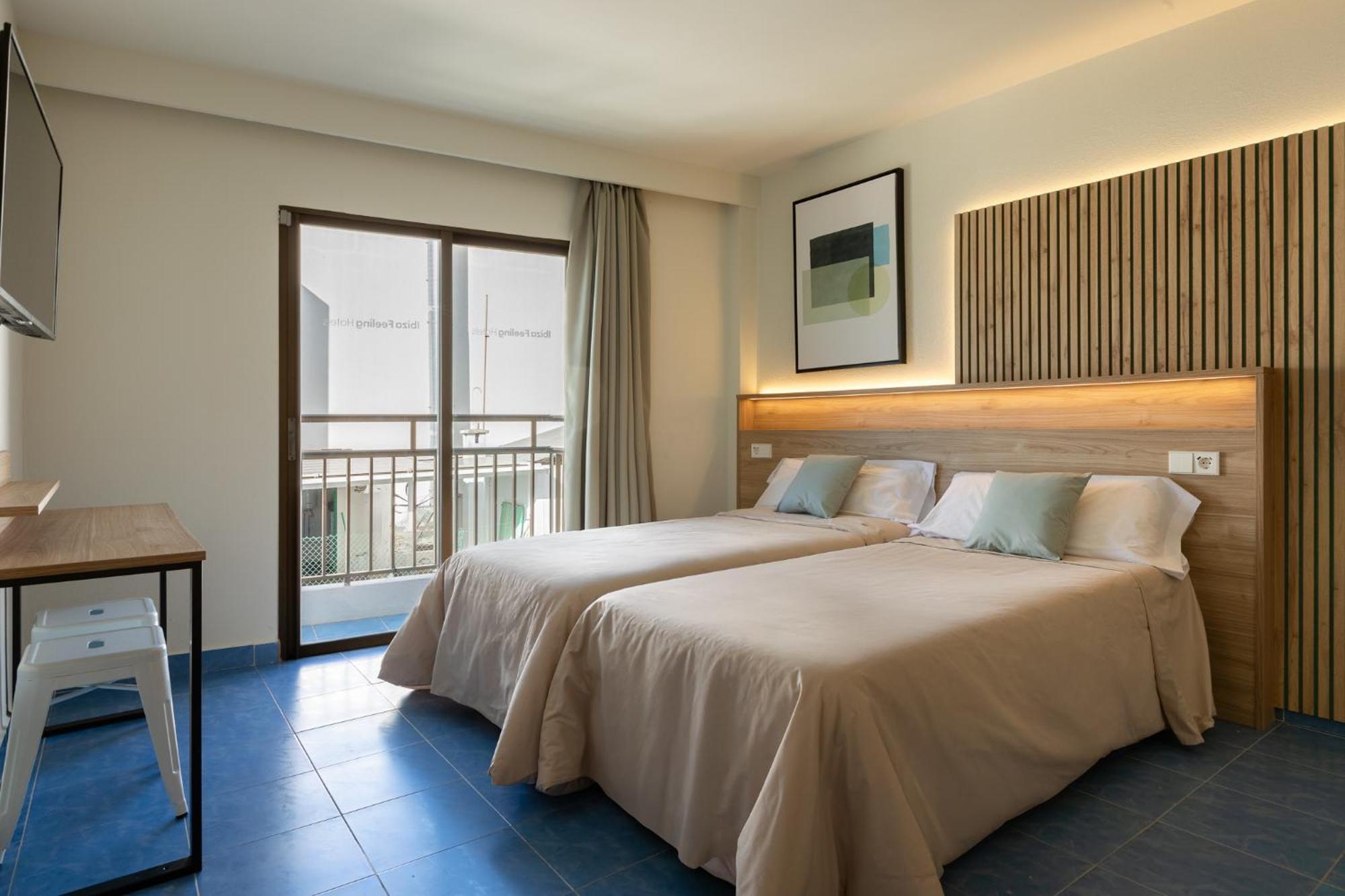 The Blue Apartments - Adults Only San Antonio Abad Exterior foto